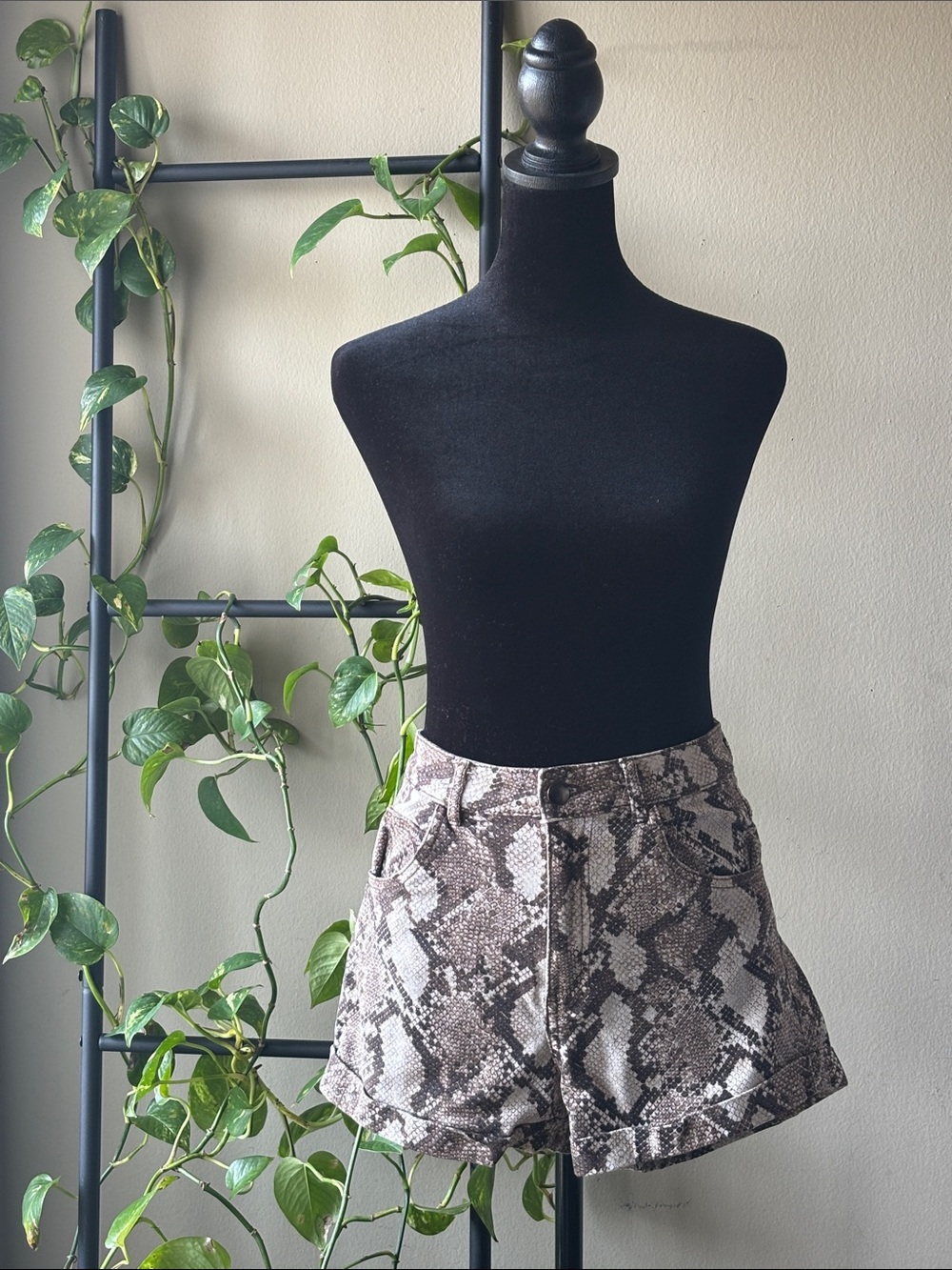 H&M Women's High Waist Snake-Print Shorts in Neutral Taupe